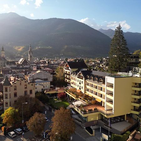 Dominik Alpine City Wellness Hotel - Adults Only Брессаноне Экстерьер фото