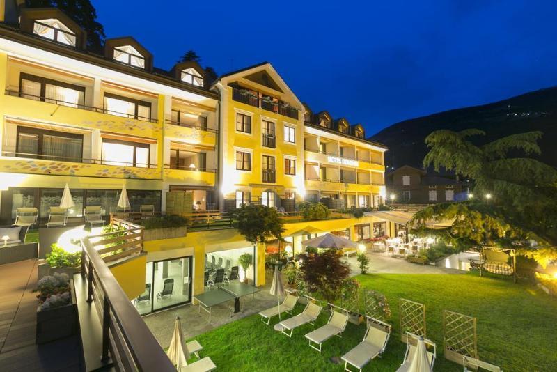 Dominik Alpine City Wellness Hotel - Adults Only Брессаноне Экстерьер фото