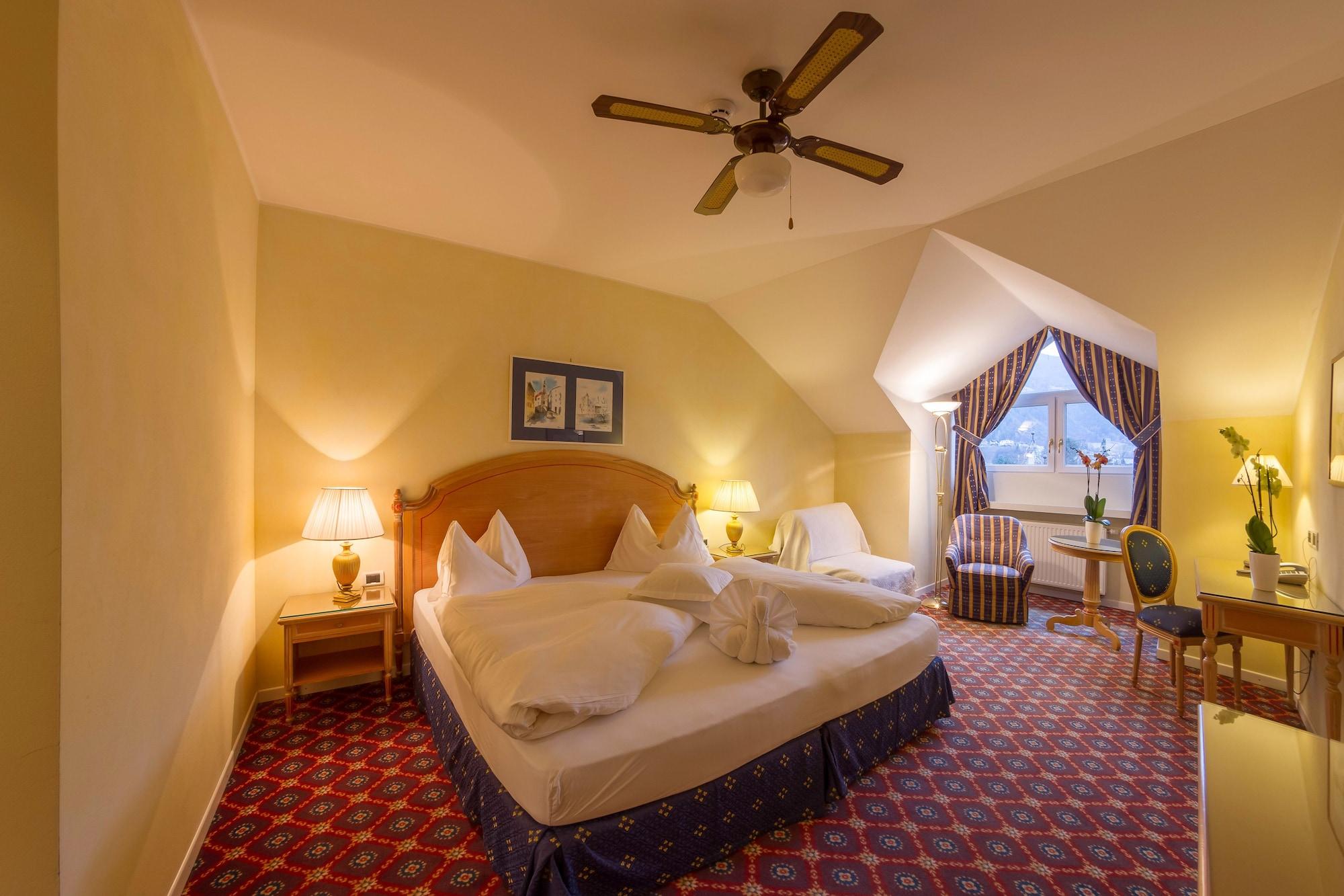 Dominik Alpine City Wellness Hotel - Adults Only Брессаноне Экстерьер фото