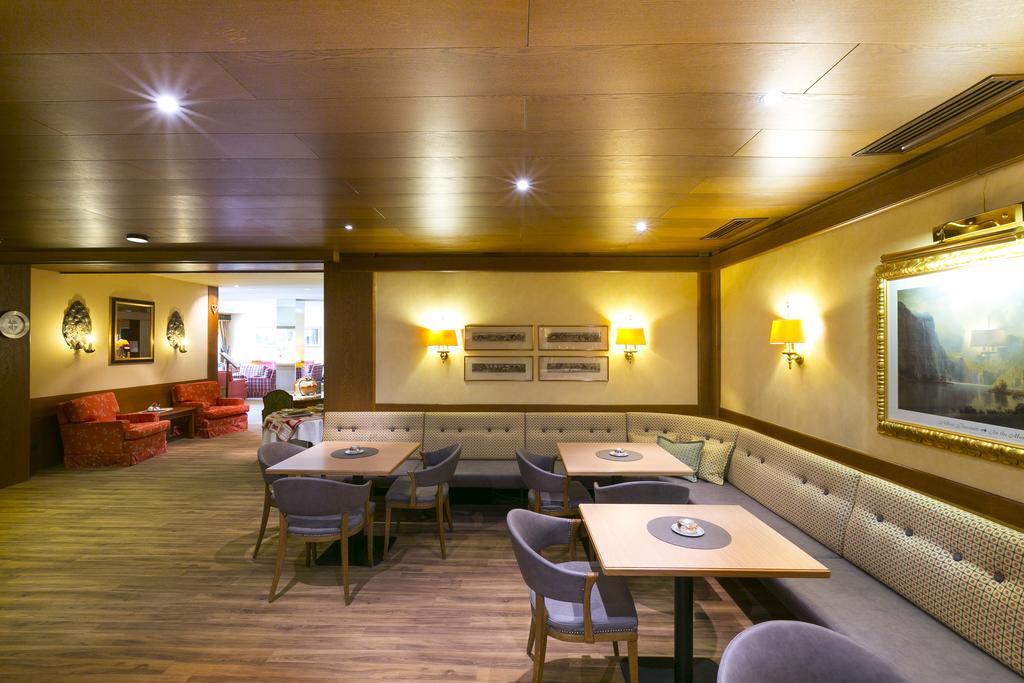 Dominik Alpine City Wellness Hotel - Adults Only Брессаноне Экстерьер фото