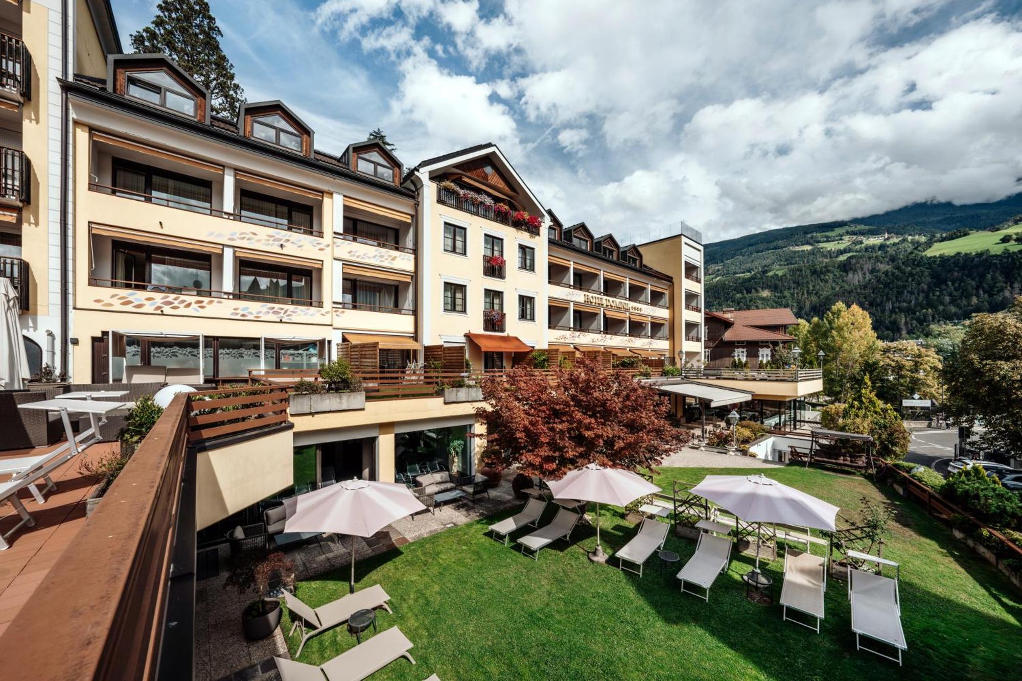 Dominik Alpine City Wellness Hotel - Adults Only Брессаноне Экстерьер фото