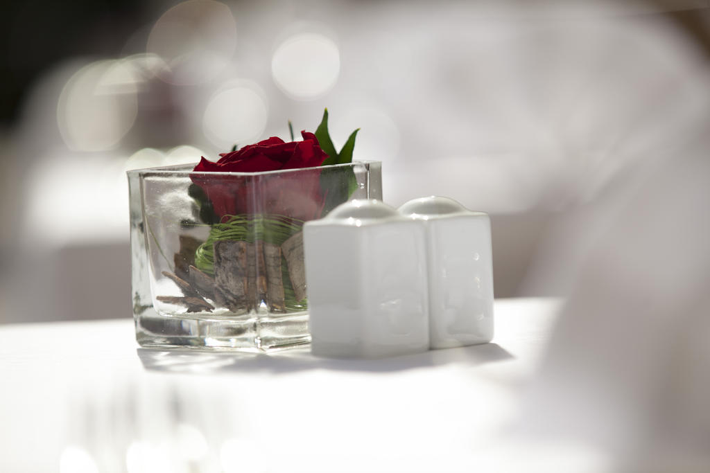 Dominik Alpine City Wellness Hotel - Adults Only Брессаноне Экстерьер фото